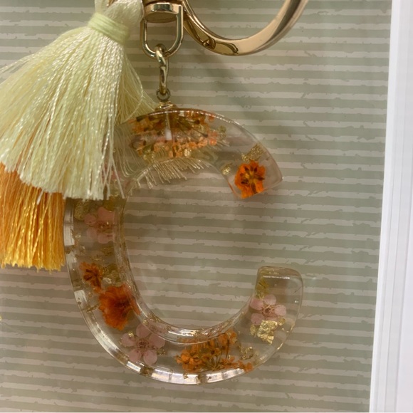 Modern Expressions Letter “C” Keychain - Picture 4 of 13